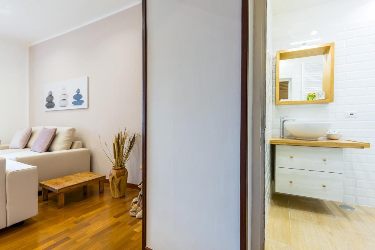 Brancaccio Renewed Apartment By Napoliapartments Esterno foto